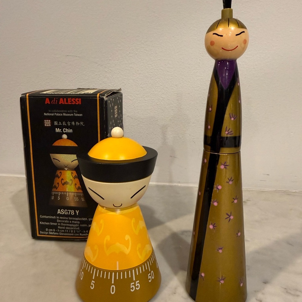 Alessi Mr. Chin Timer and Peeler - Picture 2 of 4
